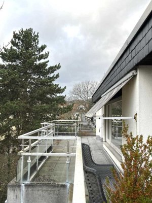 Einzigartige 5-Zimmer-Penthouse-Wohnung mit großer Dachterrasse und Skyline-Blick | TG-Stellplätze