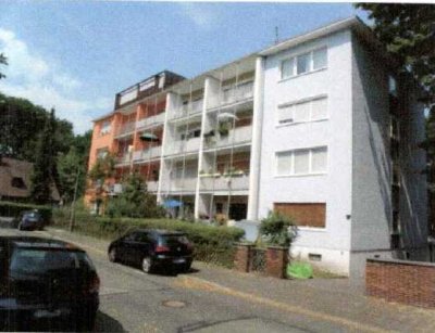 Lage. Lage. Lage. Einzimmerapartment mit Balkon in Nürnberg. Direkt am Dutzendteich.