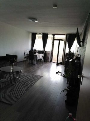 4-Zimmer Wohnung in zentraler Lage