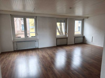 Großzügige 2 - Wohnung mit Balkon in Leverkusen-Opladen