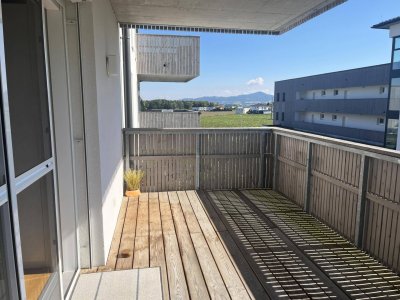 Wohnen mit Weitblick - Geräumige 4-Zimmer-Wohnung in schöner Lage