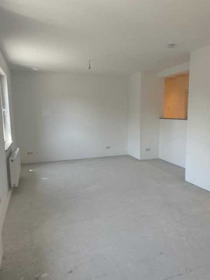 Sommer in Drevenack - frisch sanierte 4-Zimmerwohnung mit Garten