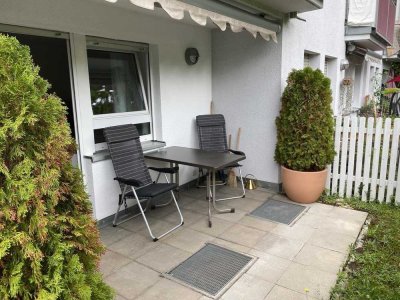 Geschmackvolle 2-Zimmer-EG-Wohnung mit Einbauküche in Stuttgart-Mitte mit Garten und Parkplatz