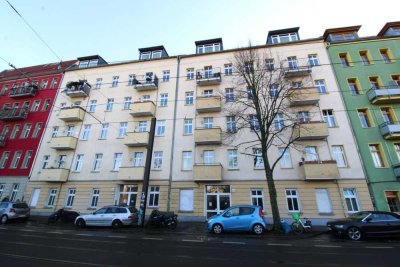 Bezugsfrei: Attraktive Maisonette-Wohnung (ruhiges Hinterhaus) im Herzen von Friedrichshain & Balkon