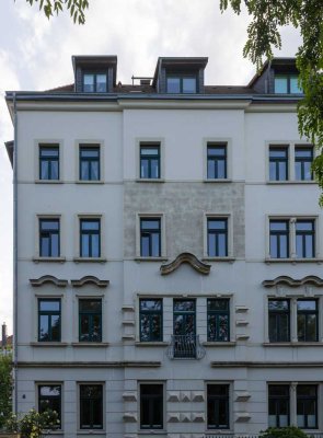 3-Zimmer-Wohnung mit Balkon und Küche in Schleußig