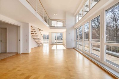 Lichterfülltes Penthouse mit Galerieebene, Terrasse & Lift direkt in die Wohnung