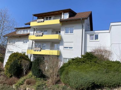 Schöne 2-Zimmer-Erdgeschosswohnung mit Terrasse und Garage