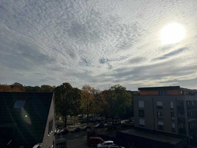 +++ WOHNUNG MIT VIEL CHARME UND GROßER TERRASSE - ERSTBEZUG NACH SANIERUNG +++