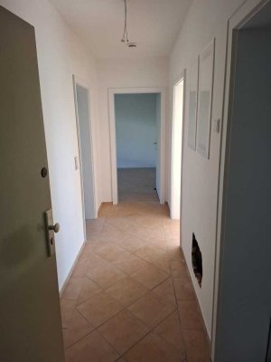 Erstbezug nach Renovierung - 3-Zimmer-EG-Wohnung in guter Wohnlage