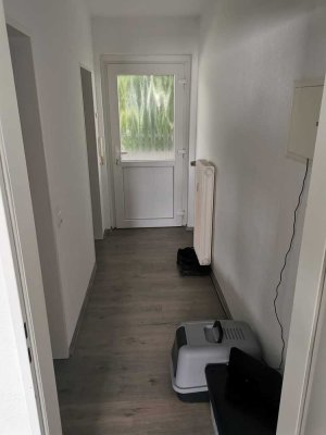 Suche Nachmieter für moderne 1-Zimmer-Wohnung der die Küche mit abkauft!