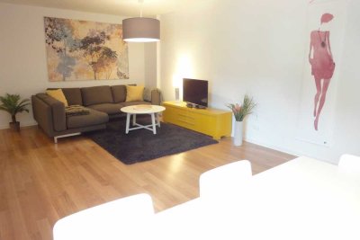 Altbau-Charme im Herzen von Berlin – Ruhige Hinterhauswohnung in Mitte