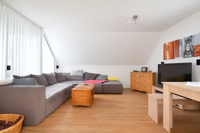 Moderne Dachgeschosswohnung mit großer Loggia und Balkon in Senden-Ay!