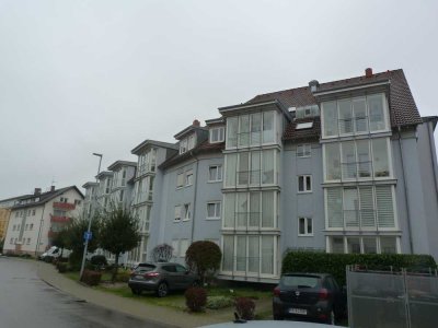 Schöne 2-Zimmer-Wohnung mit Wintergarten und Tiefgaragenstellplatz im Herzen von Bad Krozingen