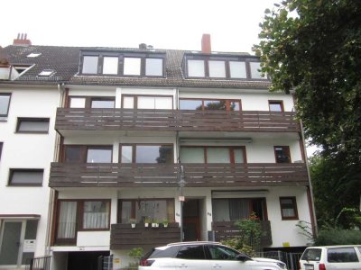 kleine 1-Zimmer-Wohnung mit Dachloggia in Hastedt, Nähe Weser