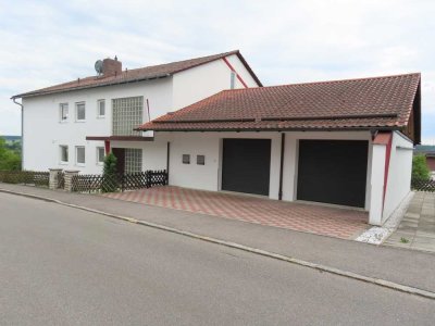 **Komplett saniertes ZFH mit Einnahmen aus Photovoltaik für Kapitalanleger oder Selbstnutzer**