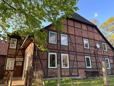 3,5 Zimmer Wohnung Erdgeschoss mit viel Platz in ruhiger Lage Okerblick Terasse Garten Fachwerkhaus