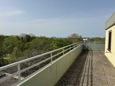 Penthouse mit großer Dachterrasse und Fernblick bis zur Haardt und zum Odenwald – 156 m² Wohnkomfort