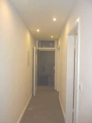 2 Raum Etagenwohnung im Neben-/Hinterhaus