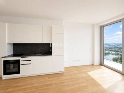Above Vienna: 36. Floor Living - DC2 Tower: U1 Donauinsel