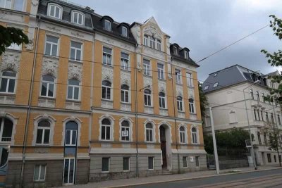 * Günstige und kompakte EG 2-Zi. mit Terrasse, Laminat und Wanne* EBK mgl.