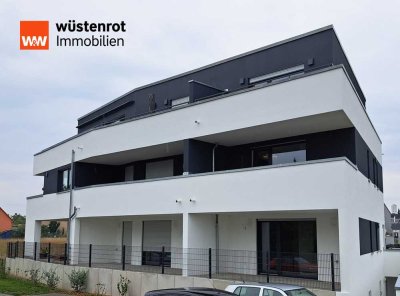 Erstbezug! Vollständig möblierte 2-Zi.-Whg. mit großem Balkon und Stellplatz