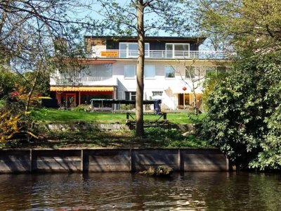 Provisionsfrei* 5-Zimmer-Wohnung in Wasserlage am Alsterlauf - Balkon, TG, 124 m², Alsterdorf
