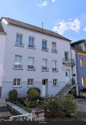 Hüttersdorf, modernes 1-2 FH,  vollständig renoviert