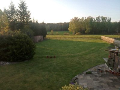 Ruhig u. großzügig wohnen mit direktem Blick in Feld und Flur vom Küchenfenster!