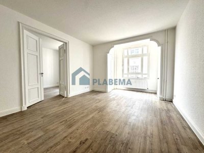Stilvolle 4-Zimmer Wohnung in Altbau mit Erker, neuer Einbauküche, Balkon, frisch renoviert