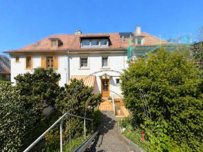 Reihenmittelhaus mit Charakter, Ausblick und solider Substanz – Neustadt Hambacher Höhe