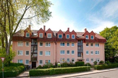 Frisch renovierte 2-Zimmer-Wohnung mit Balkon!