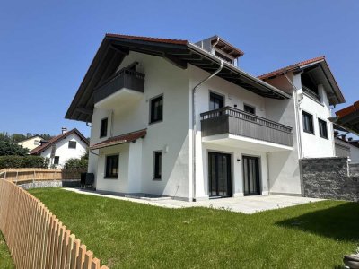 Neubau! Geräumiges Reiheneckhaus in ruhiger Lage