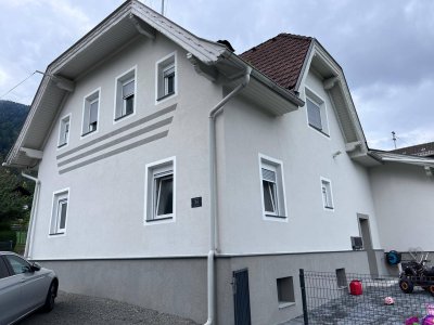 Haus / Mehrparteienhaus