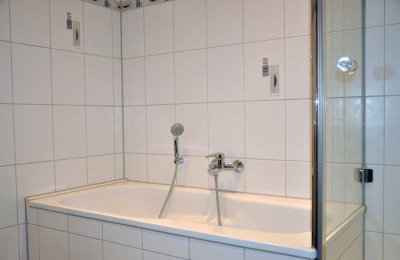 Gut isolierte, helle sanierte DG-Wohnung mit Weitblick in Herdecke-Schnee (Nähe Dortmund)