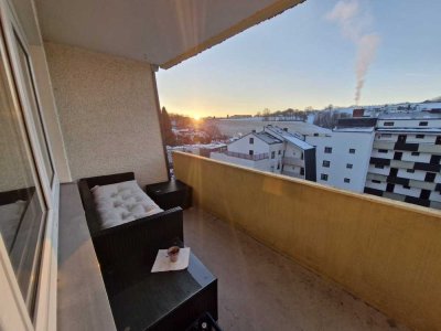 Geräumige 3 Zimmer Wohnung mit Weitblick ab 01.04.2026