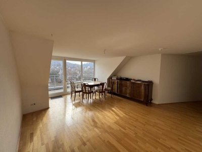 Exklusive Moderne Wohnung mit Weitblick in Weingarten – Luxuriöser Rückzugsort nahe Barockbasilika!