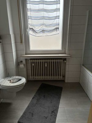 Ruhige 3-Zimmer DG Whg in Bochum-Werne ruhige zentrale Lage zzgl Garage