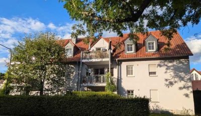 Exklusive 3,5-Raum-DG-Wohnung mit gehobener Innenausstattung mit Balkon und EBK in Bad Homurg v.d.H.