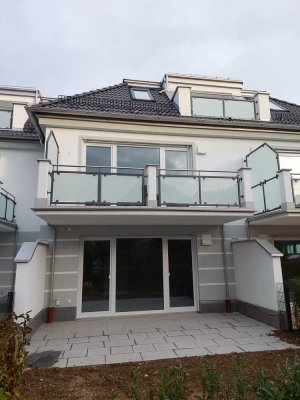 Neubau 1-Zimmer-Wohnung mit gehobener Ausstattung, Balkon und EBK in München Hadern