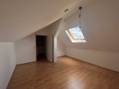 Schöne Wohnung auf zwei Etagen im Zentrum von Altenkirchen!