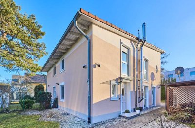 Ruhe. Licht. Qualität. – Exklusive Doppelhaushälfte in begehrter Lage von Trudering