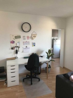 Geräumige 1-Zimmer-Wohnung mit Balkon in Fachhochschul Nähe!