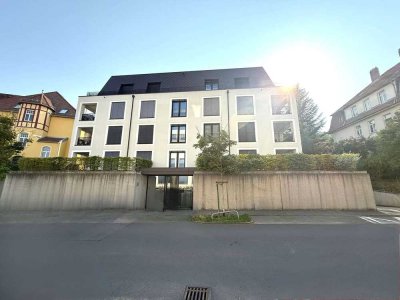 Stilvolle 2-Zimmer-Wohnung am Fuldaer Frauenberg mit großer Terrasse in architektonischem Juwel
