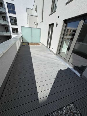 Genießen Sie die Sonne -  Tolles Apartment mit Dachbalkon in West-Ausrichtung.