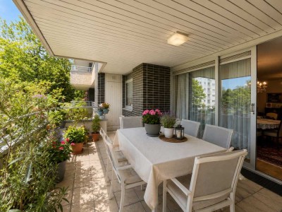 *SEHR BELIEBTE WOHNUNG*- 4 ZIMMER MIT TERRASSE & GARAGE