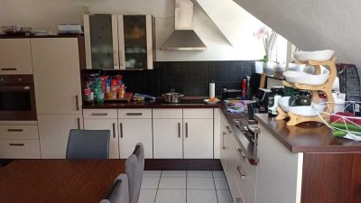 Großzügige 3 Zimmer Wohnung in ruhiger und zentraler Lage