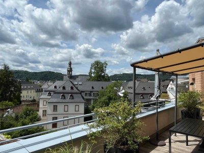 Über den Dächern von Trier: Penthouse mit 4 Zimmern, Dachterrasse und Blick auf den Dom