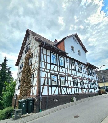 6-Parteienhaus mit 11% Bruttomietrendite zu verkaufen