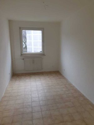 Attraktive 3-Zimmer-Wohnung mit Balkon in Duisburg-Laar, Hunde (auch Listis) nach Absprache erlaubt