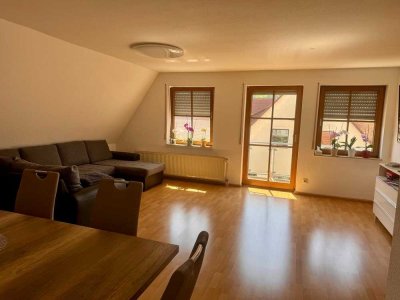 3-Zimmer-Wohnung mit Balkon und EBK in Gechingen
